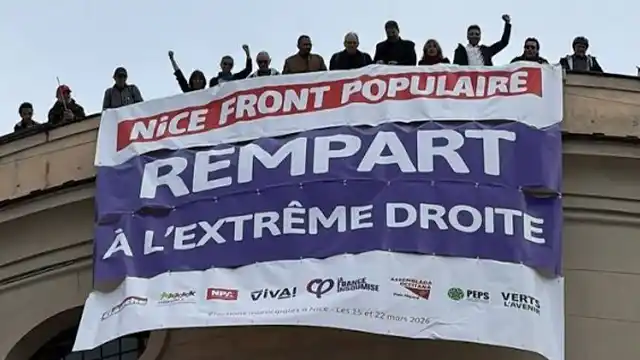 Nice résiste! Banderole Nice Front Populaire déployée.